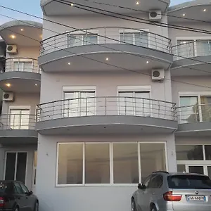 Juvenito , Sarandë Albania